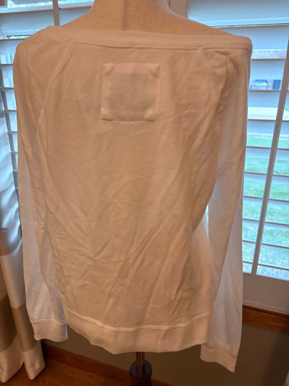 Abercrombie & Fitch top - Picture 4 of 6